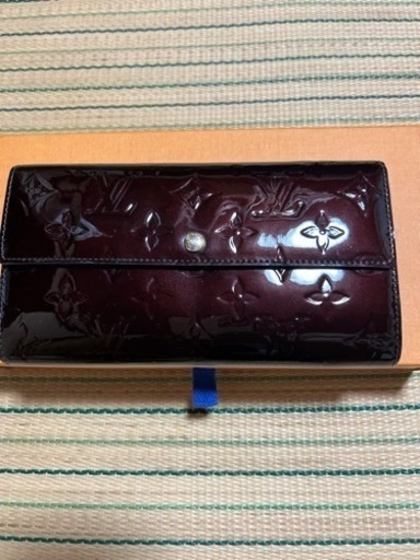VUITTON ヴェルニ