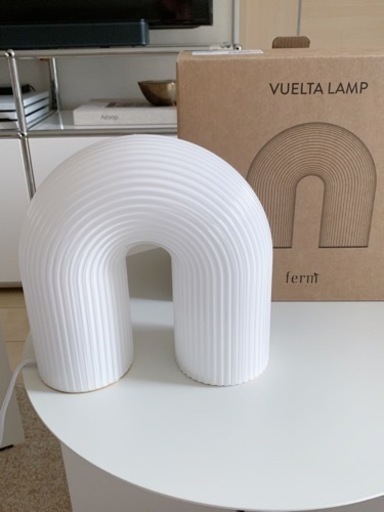 新品 ferm LIVING Vuelta Lamp White ランプ