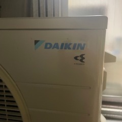 DAIKINエアコン2023年（10畳） 新品同様