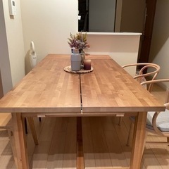 【お譲り先決定】IKEAダイニングテーブル 伸長式(152〜22...