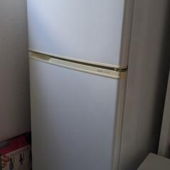 【2000円支払います】冷蔵庫　