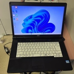 【再掲載】富士通Lifebook A572/E ノートパソコン　...