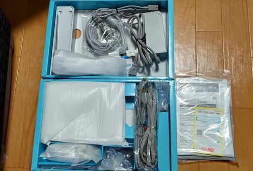 Nintendo WiiとWiiフィット ソフト3本