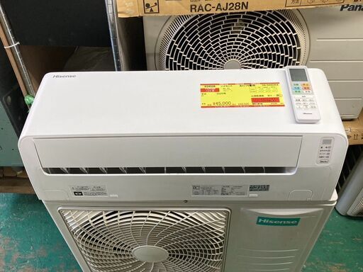 おトク情報がいっぱい！ K04526　ハイセンス　2020年製　中古エアコン　主に14畳用　冷房能力　4.0KW ／ 暖房能力　5.0KW エアコン