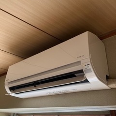【日立】¥定価87,000 ルームエアコン 10畳用 使用期間2ヶ月 白くまくん 極美品