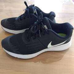 NIKEスニーカー　23cm