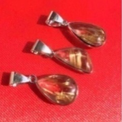 さらに値下げ★新品★タイチン水晶ペンダント・トップ★5点セット販売