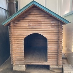 大工さんが作った外用犬小屋