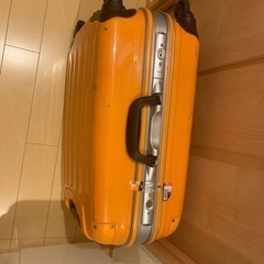 スーツケース　中古品　まだまだ使えます！