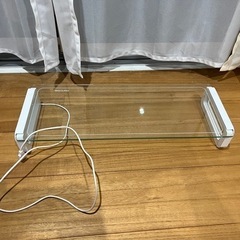 USBハブ型モニター棚