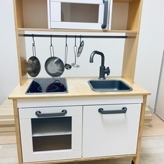 IKEAのミニキッチン(調理器具なし)