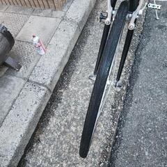 🎏🎏　クロスバイク　ＷＥＥＫＥＮＤ　ＢＩＫＥ　700x28c  7変速　フレーム　アルミ　黒　配達可能