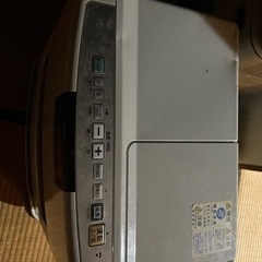 コロナ　石油ファンヒーター　　１１年製