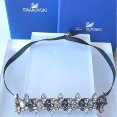 希少 スワロフスキー チョーカー ブラックライト