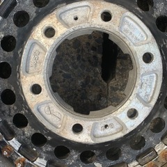 処分の為、ランクルやデリカなど☆6穴