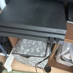 PS4pro CUH-7000B B01 オマケでコントローラー...