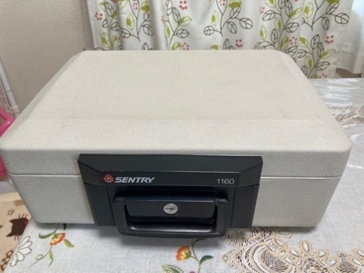 ポータブル耐火保管庫