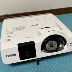 EPSON 短距離大画面プロジェクター(EB-536WT)  3...