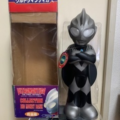 ウルトラマンティガ貯金箱