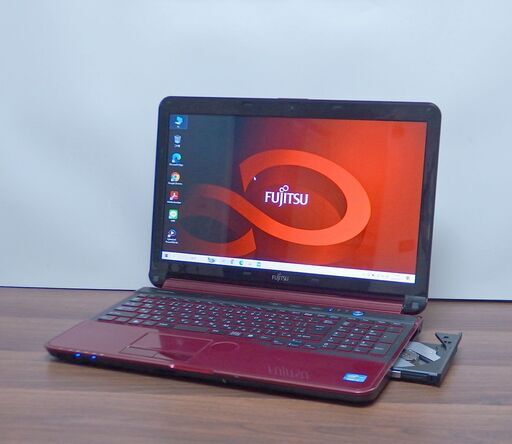 富士通 Lifebook AH56/H