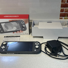 任天堂Switch right本体　グレー色