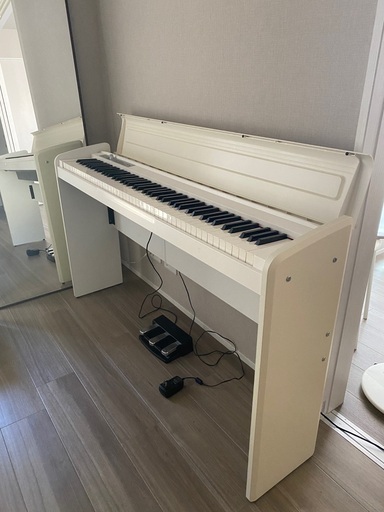 【お譲り先決定】電子ピアノKORG LP-180