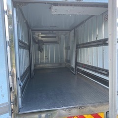 超美品アルミ保冷コンテナ