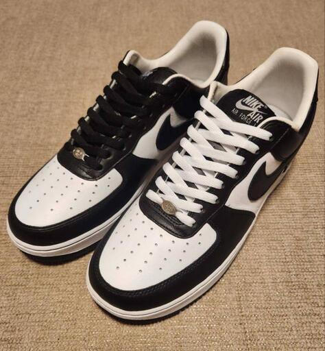 NIKE　スニーカー