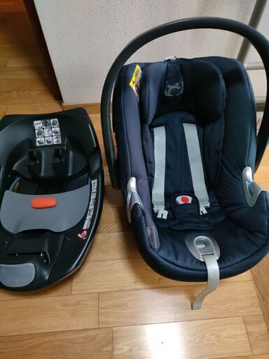 サイベックス　エイトンQ　チャイルドシート　ISOFIX