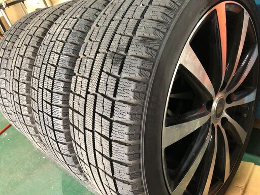 早い者勝ち！中古スタッドレスタイヤ・ホイール4本セット 215/45R18 