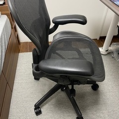 Herman MillerクラシックAeronアーロン