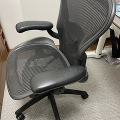 Herman MillerクラシックAeronアーロン