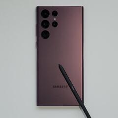 生後5ヶ月 Galaxy S22 Ultra 5G SM-S9080 12/256GB SIMフリー (バーガンディ レッド)  
