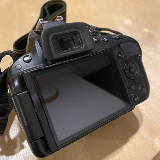 デジタル一眼レフ　Nikon D5100