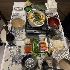 9/19夜までに決まりたいです。ニトリ　伸びるダイニングテーブル　回る椅子付き