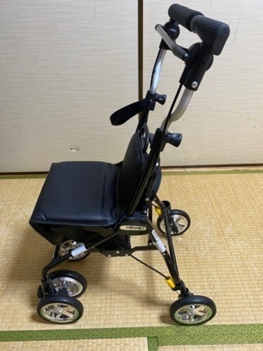 日本生産シルバーカー【老人用手押し車】  品名: ウィズワン ライトステップ・タイニーW ヌーボー HOMME(オム)男女兼用 シルバーカー