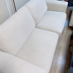 高級なソファーセット (テーブル付き) MARUICHI マルイチセリング 洗濯済み
