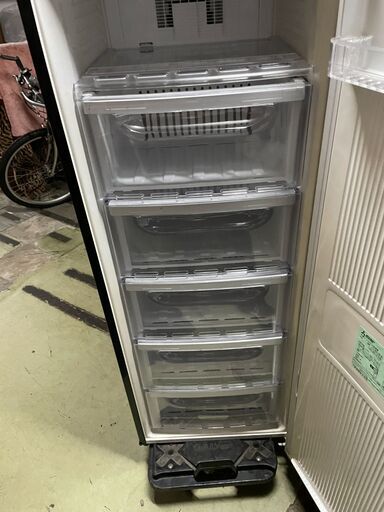 中古美品】2019年製 MITSUBISHI ノンフロン 冷凍庫 MF-U14D-B 144L 