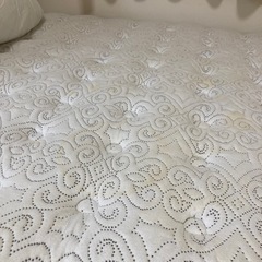 【決まりました】シーリー社製マットレス・セミダブルサイズ