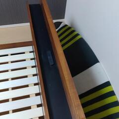 NITORI　セミダブルベッドフレーム　コンセント付き