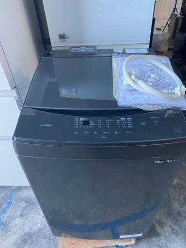 アイリスオーヤマ　洗濯機　IAW-ｔ806HA　2022年製●E092W002
