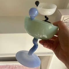 【韓国購入品】おしゃれな形のグラス カップ 緑 青