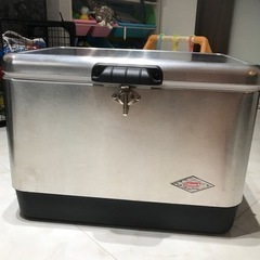 コールマン　クーラーボックス　ステンレス　シルバー