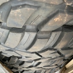 255 85 r16 ダンロップMT2 中古