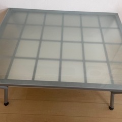 ガラスローテーブル　80×60 高さ40