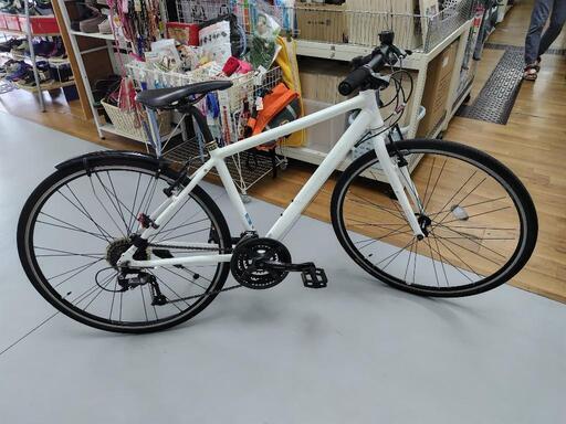 J251★使用感有り★クロスバイク★ブリヂストン★CYLVA★3✕8段 J251☆使用感有り☆クロスバイク☆ブリヂストン☆CYLVA☆3✕8