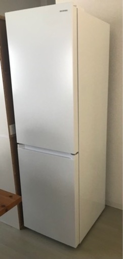引取指定日限定　アイリスオーヤマ　ノンフロン冷凍冷蔵庫　274L