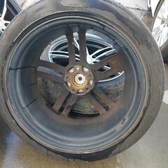 19インチホイールタイヤ4本セットアルファードヴェルファイアに