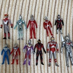 ウルトラソフビシリーズ🌏52体