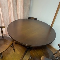 円卓　ダイニングテーブル　椅子3脚　
